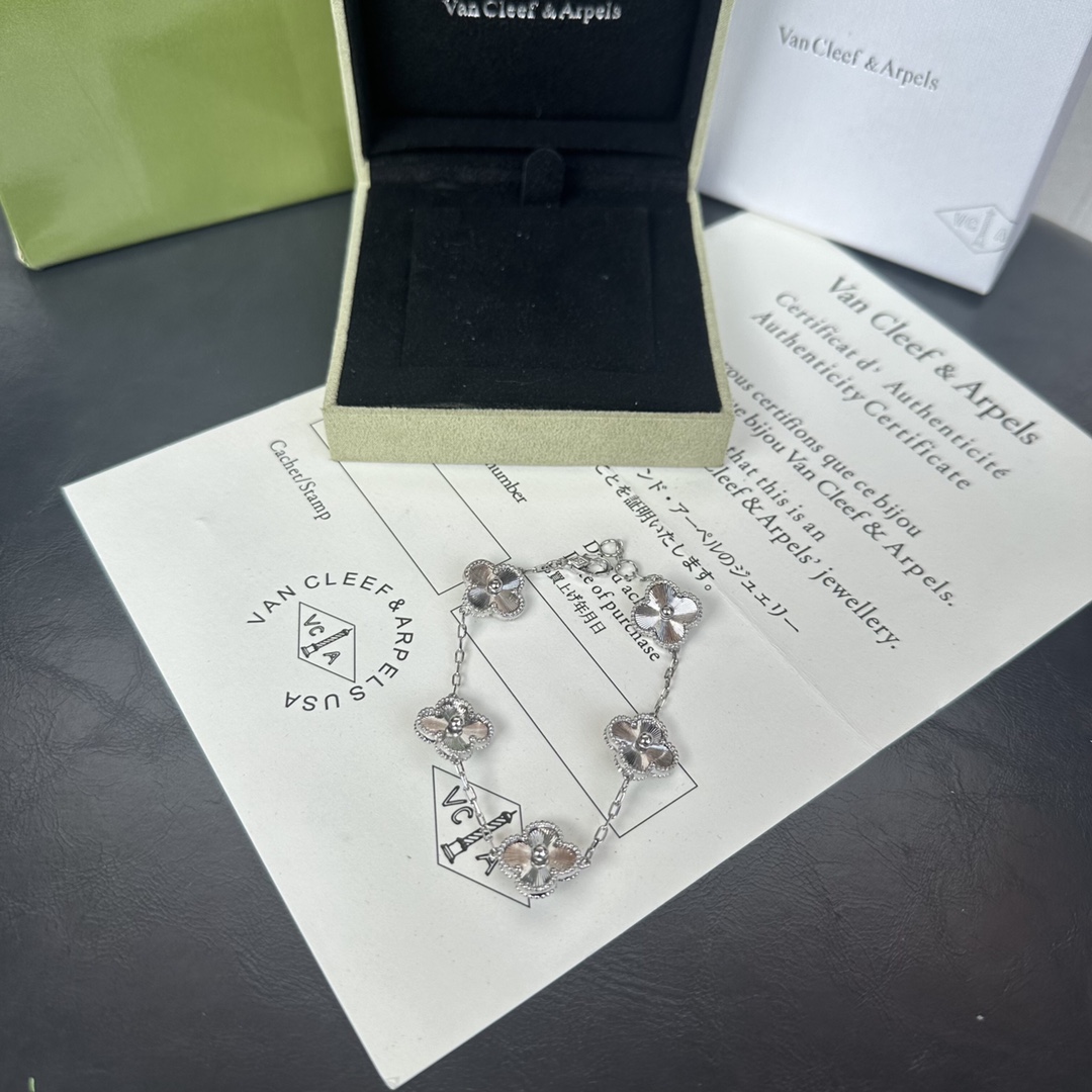 Van Cleef & Arpels Vintage Alhambra Bracelet
