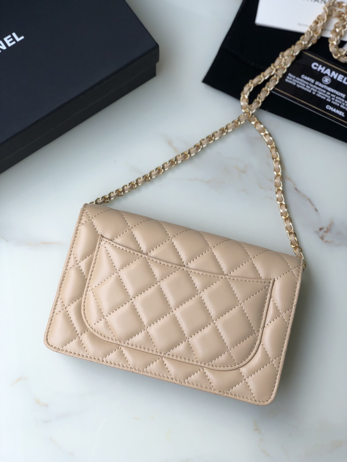 CHANEL WOC