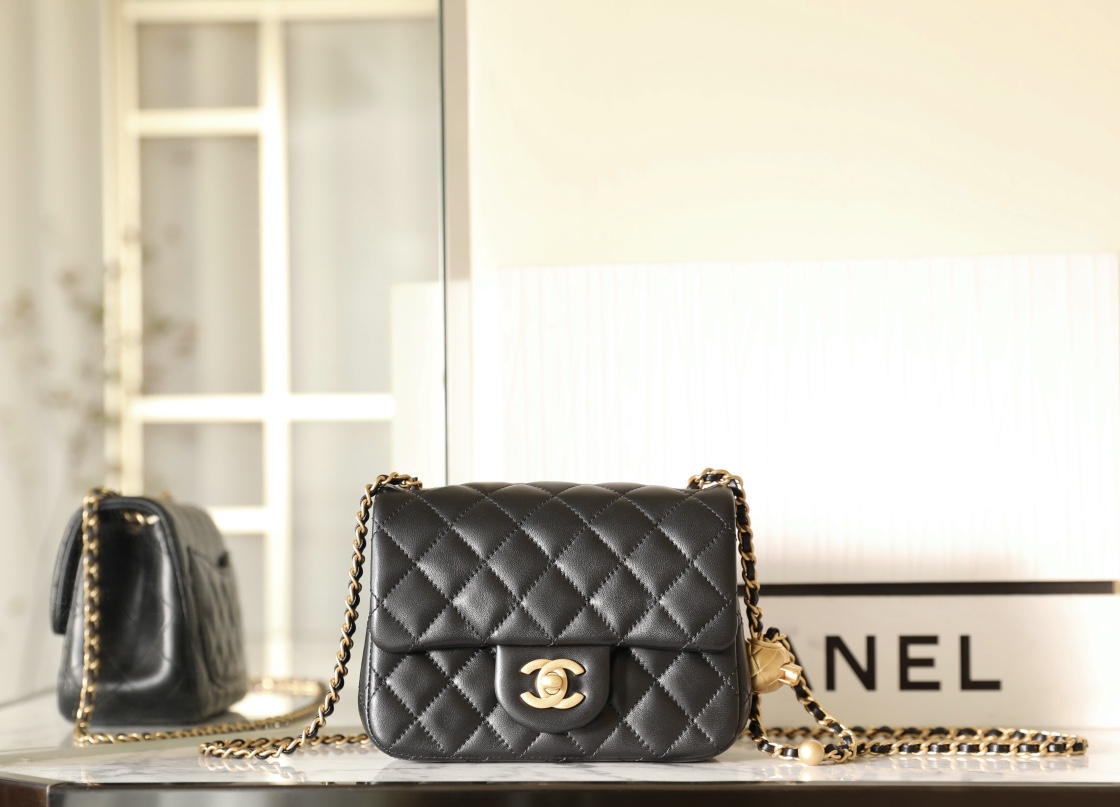 Chanel 24