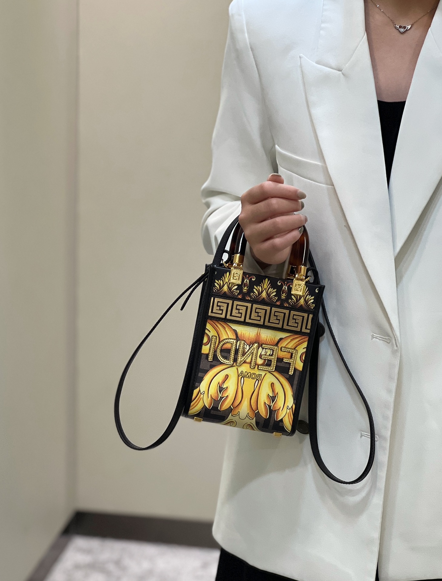 Fendi Sunshine shopper