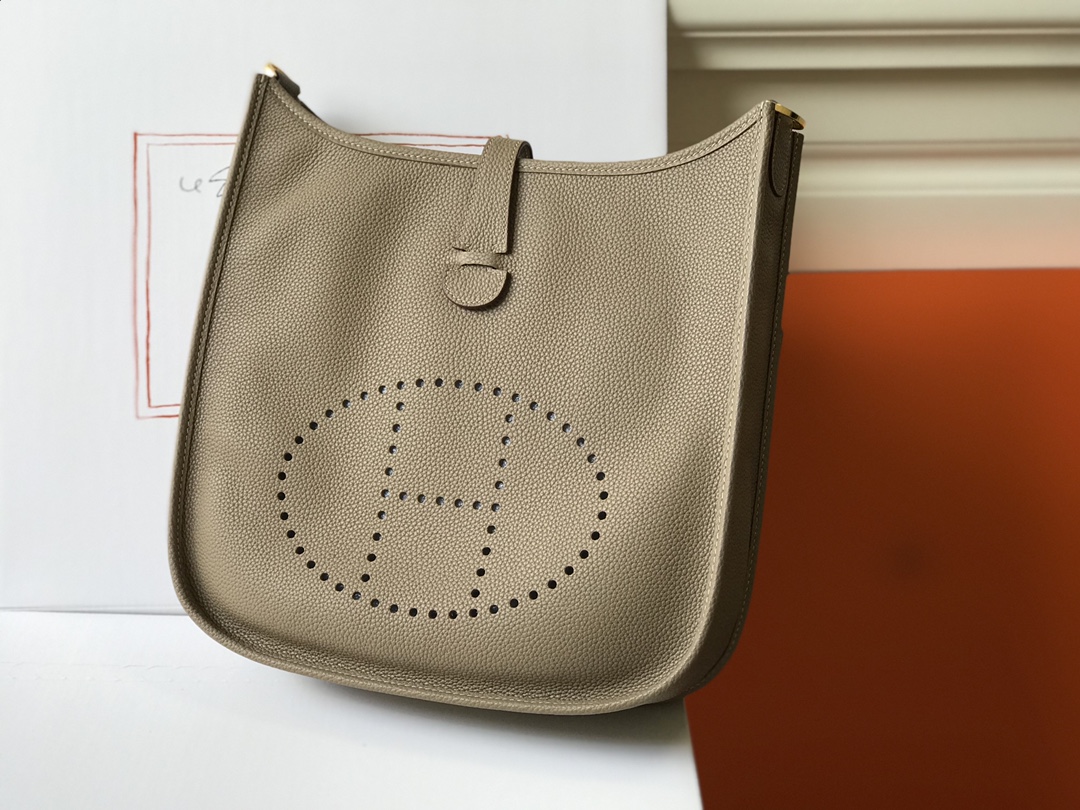 Hermes Evelyne