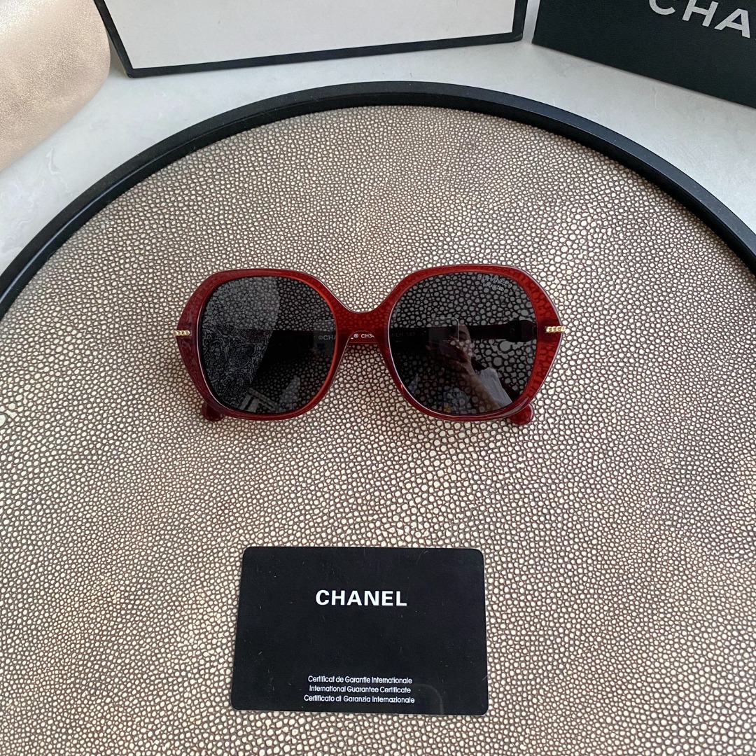 Round Sunglasses