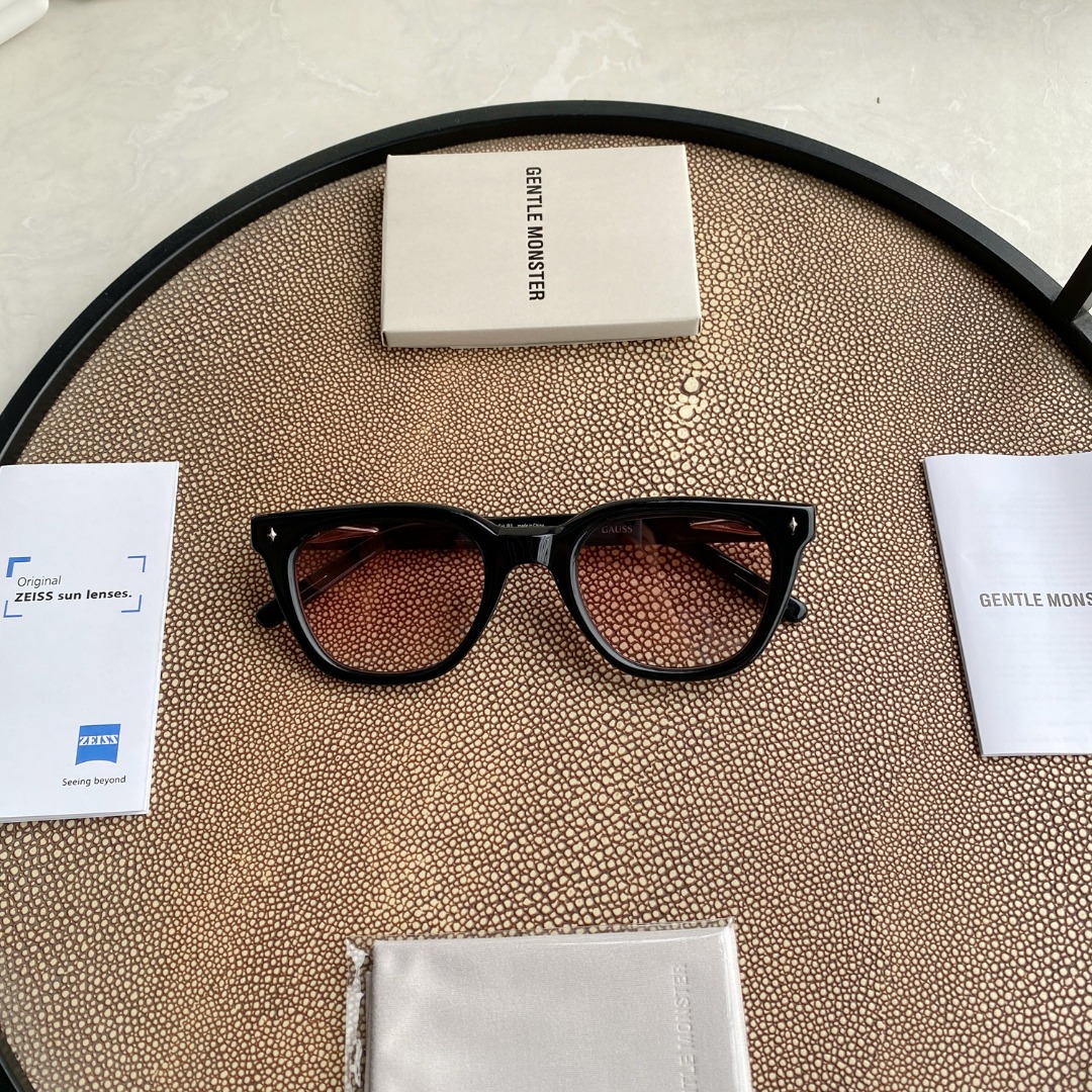 Gauss Sunglasses