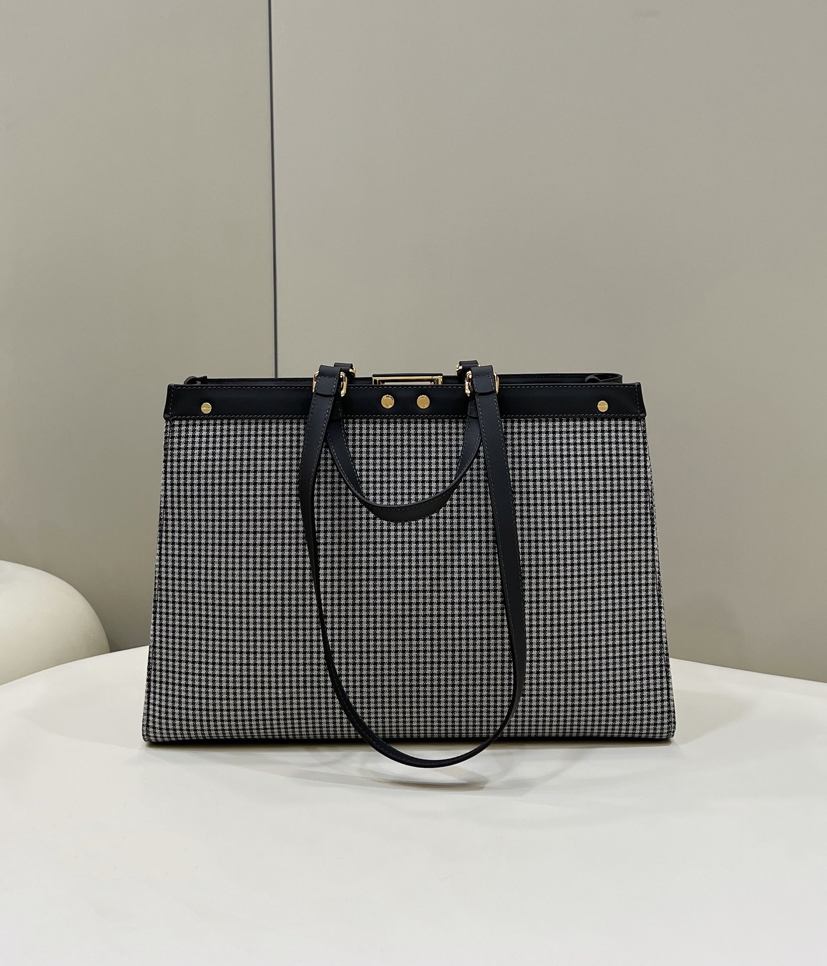 Fendi O’Lock