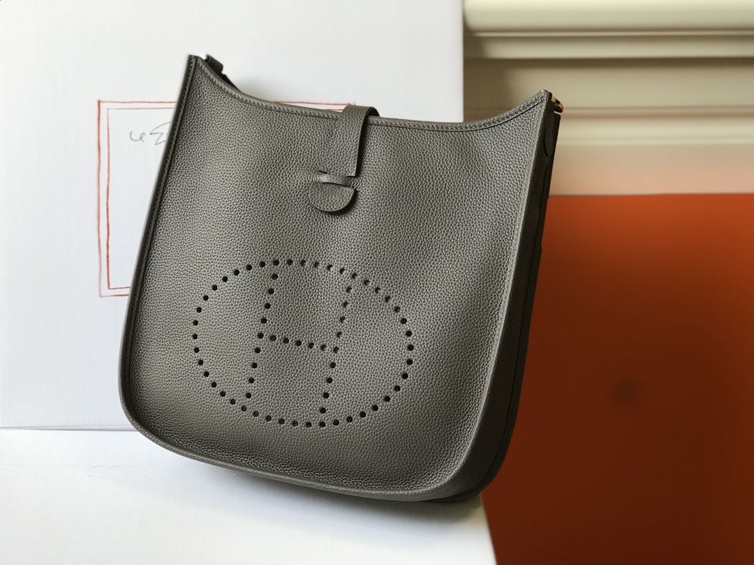 Hermes Evelyne