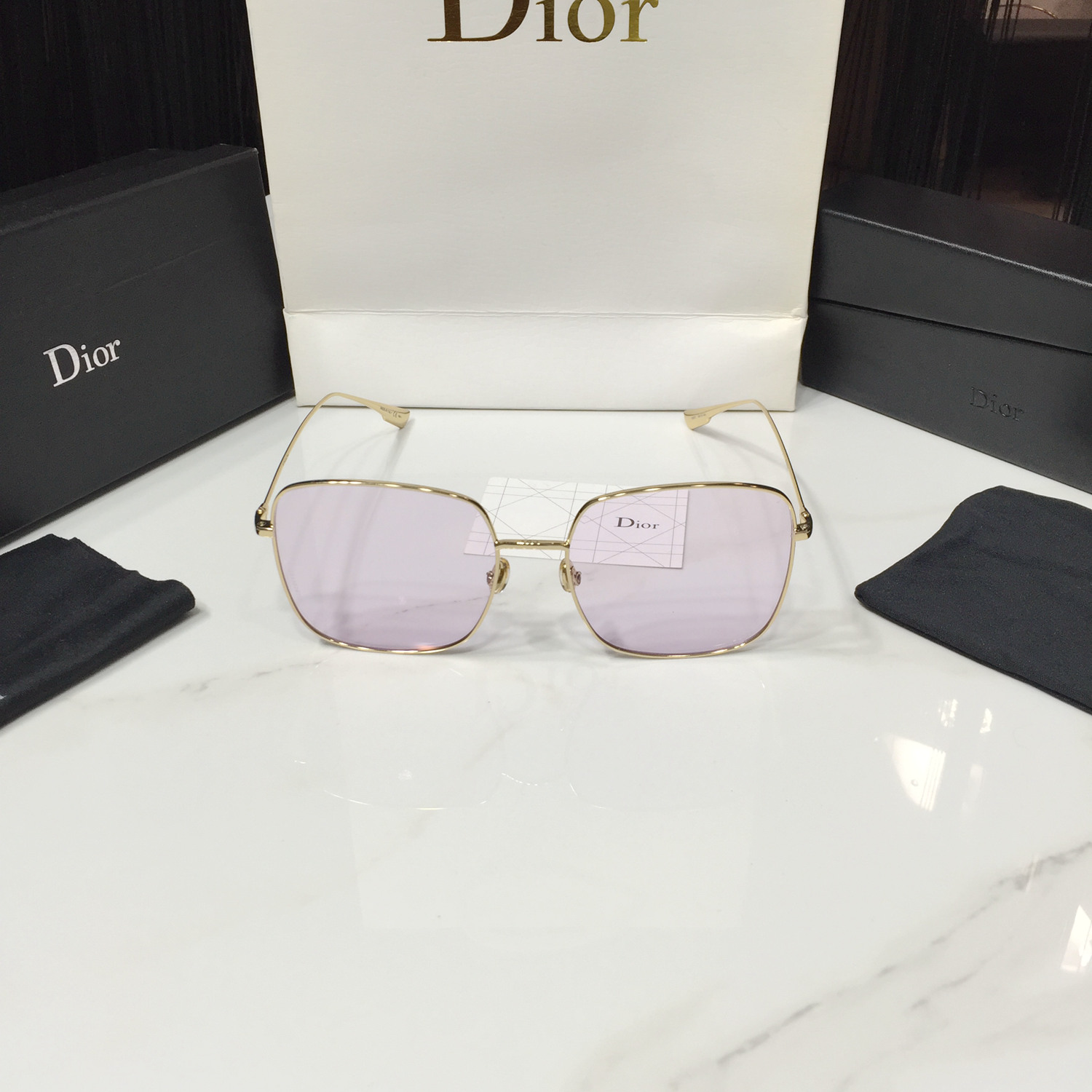 STELLAIRE Sunglasses