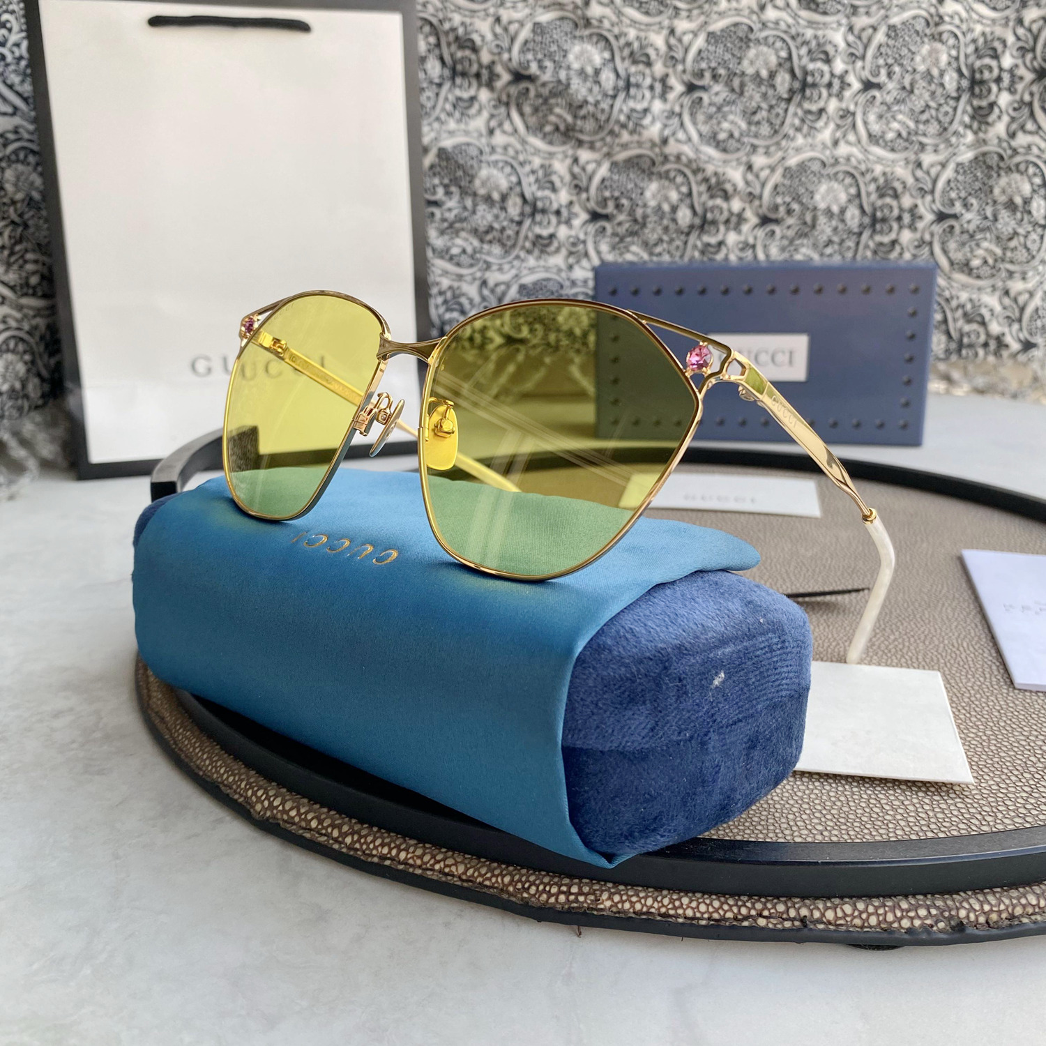 NEW GUCCI SUNGLASSES 1079/S