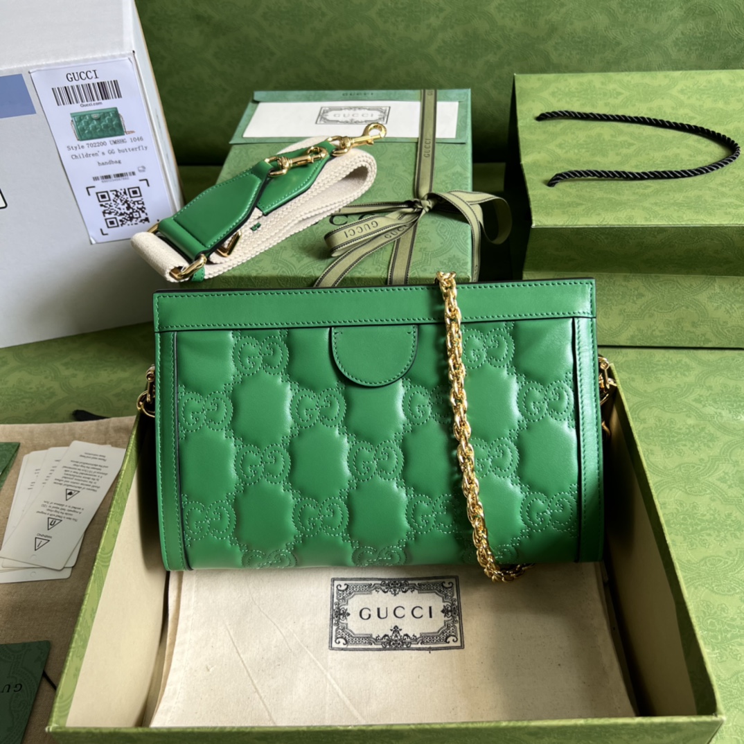GG Matelassé leather small bag