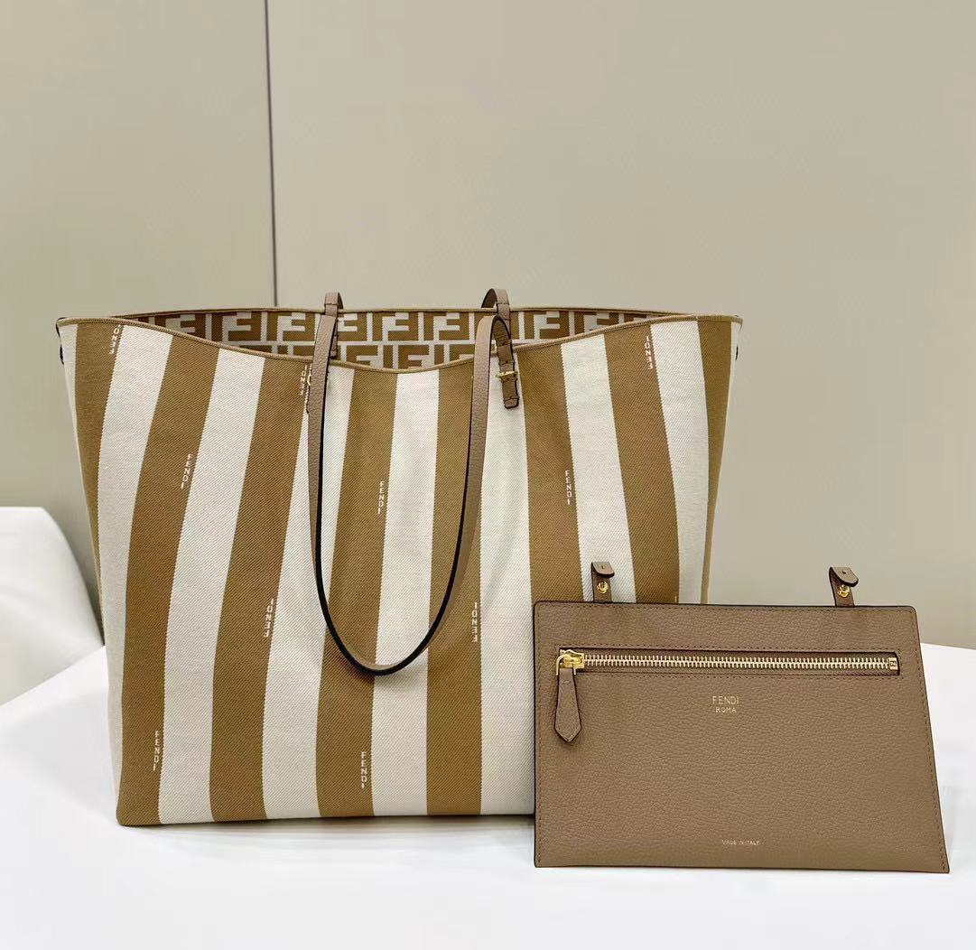 Fendi Tote Large