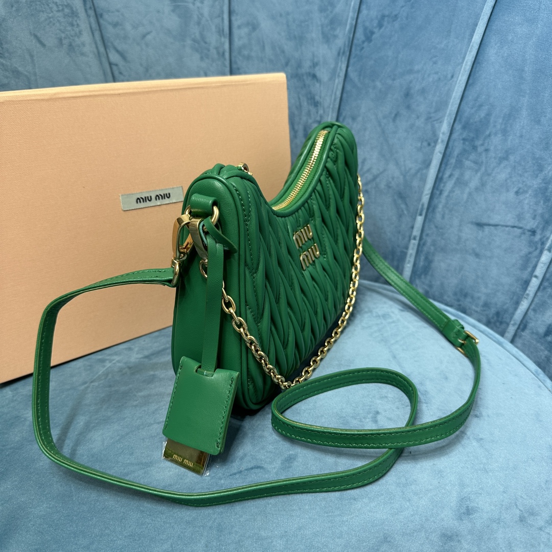 Matelassé Leather bag