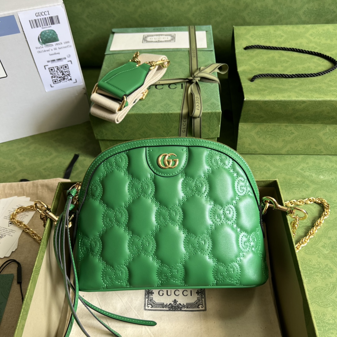 GG Matelassé leather small bag