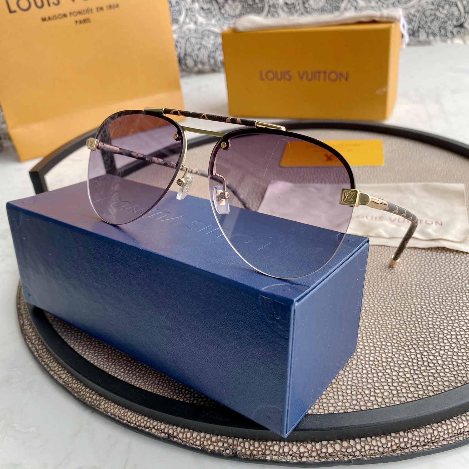 LOUIS VUITTON CLOCKWISE CANVAS SUNGLASSES
