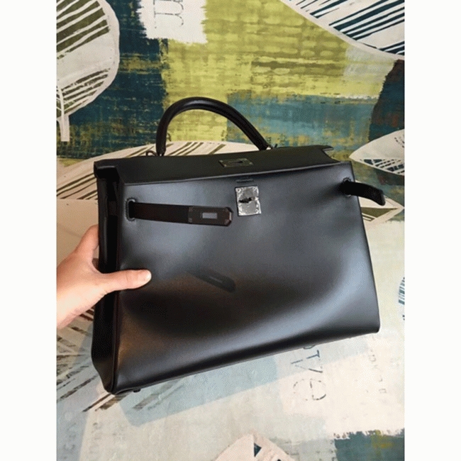 Black Box Knockoff Hermes Kelly 35cm Structured Handbag