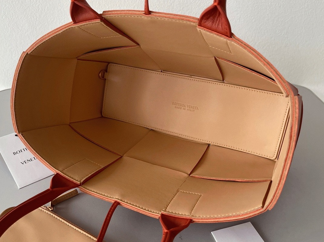 Replica Bottega Veneta Arco Small Tote Maple
