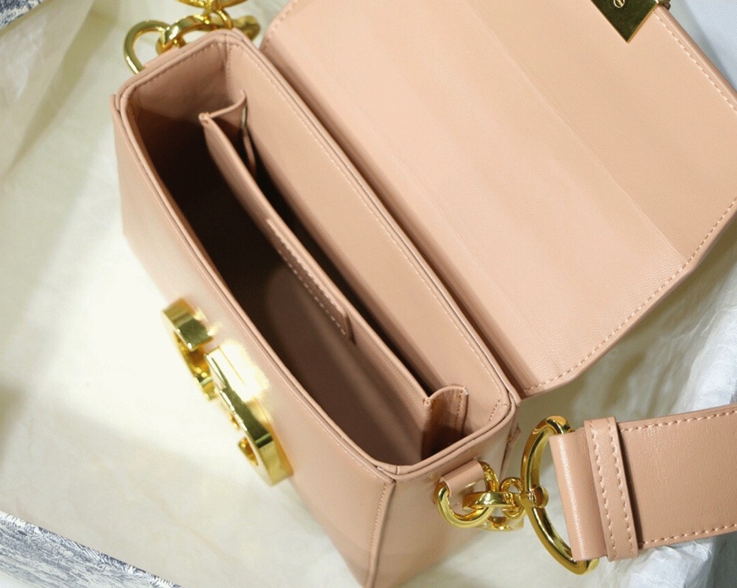 Dior 30 Montaigne Box Bag Fake in Powder Box Calfskin