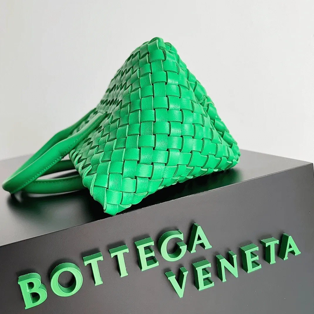 Top Quality Replica Bottega Veneta Cabat Mini Bag In Green Intrecciato Lambskin