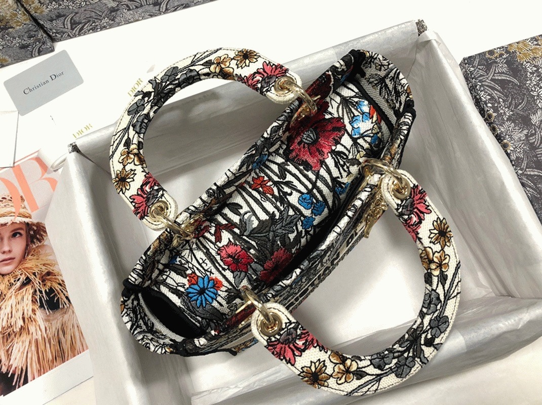 Dior Lady D-Lite Medium Bag Imitation in Mille Fleurs Embroidery