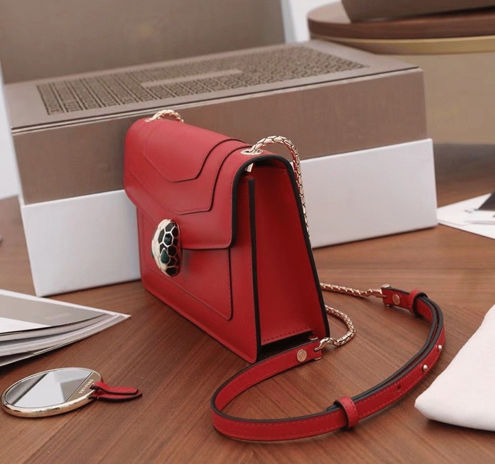 Replica Bvlgari Serpenti Forever Small Cross-body Bag Red Calfskin