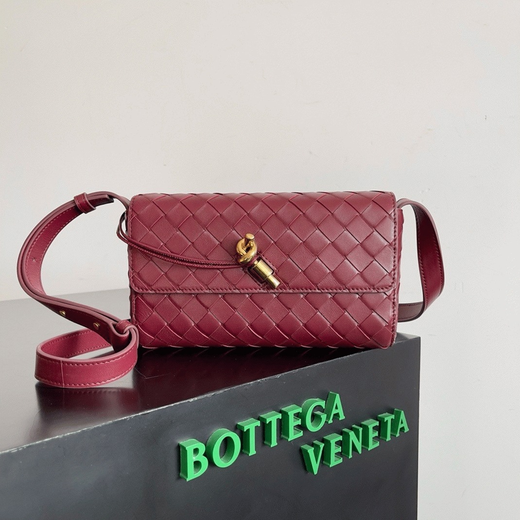 Replica Bottega Veneta Mini Andiamo Cross-Body Bag Barolo