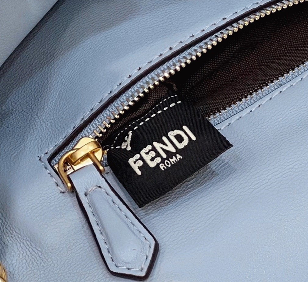 Top Quality Replica Fendi Baguette Chain Midi Bag In Blue