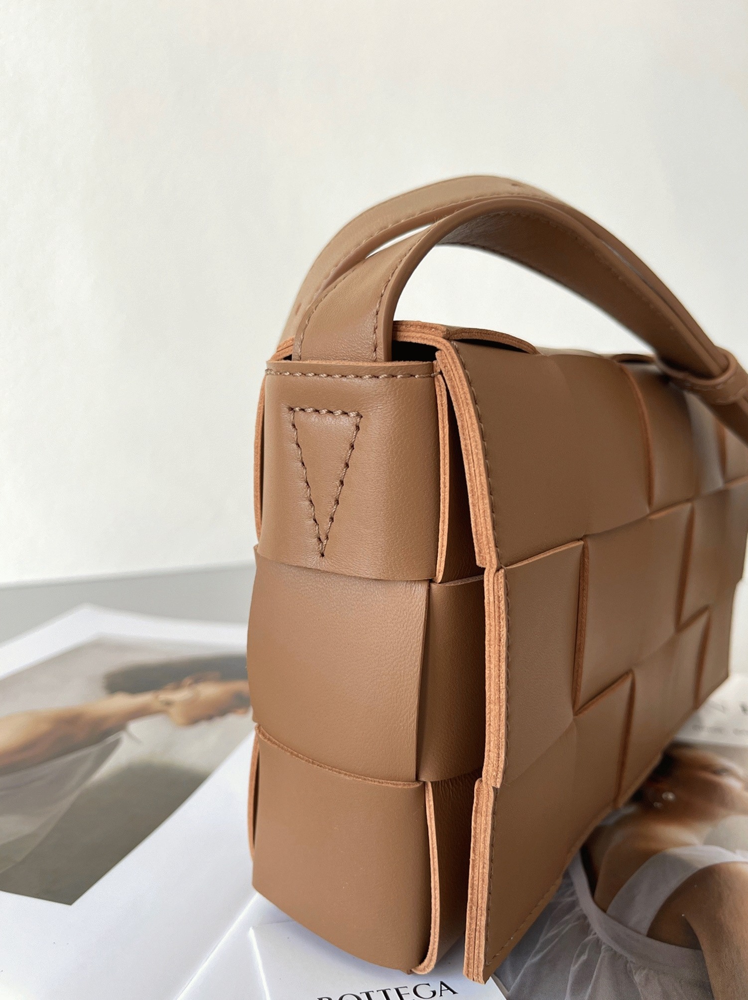 Top Quality Fake Bottega Veneta Cassette Bag In Caramel