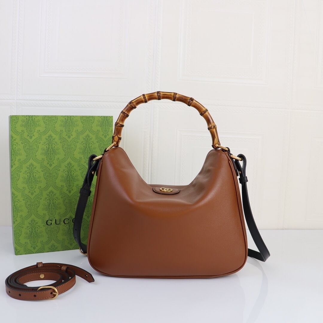 Gucci Diana Medium Shoulder Bag