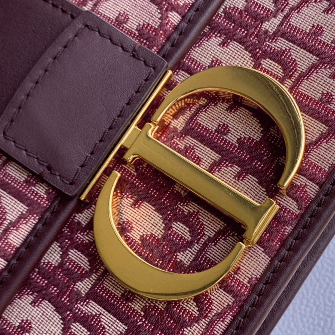Dior 30 Montaigne Medium Bag Knockoff in Bordeaux Dior Oblique Jacquard