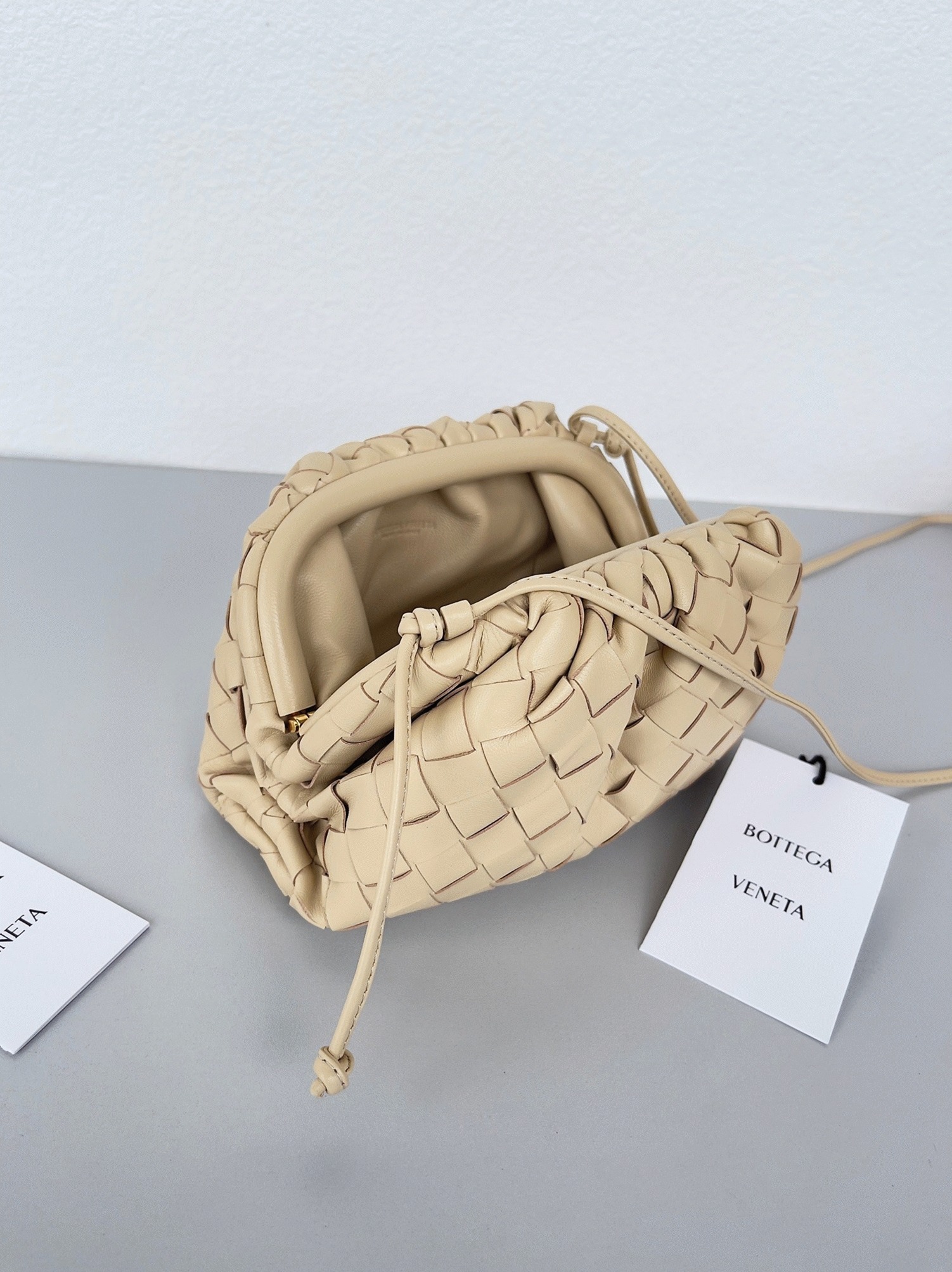 Knockoff Bottega Veneta Mini Pouch with Strap Porridge