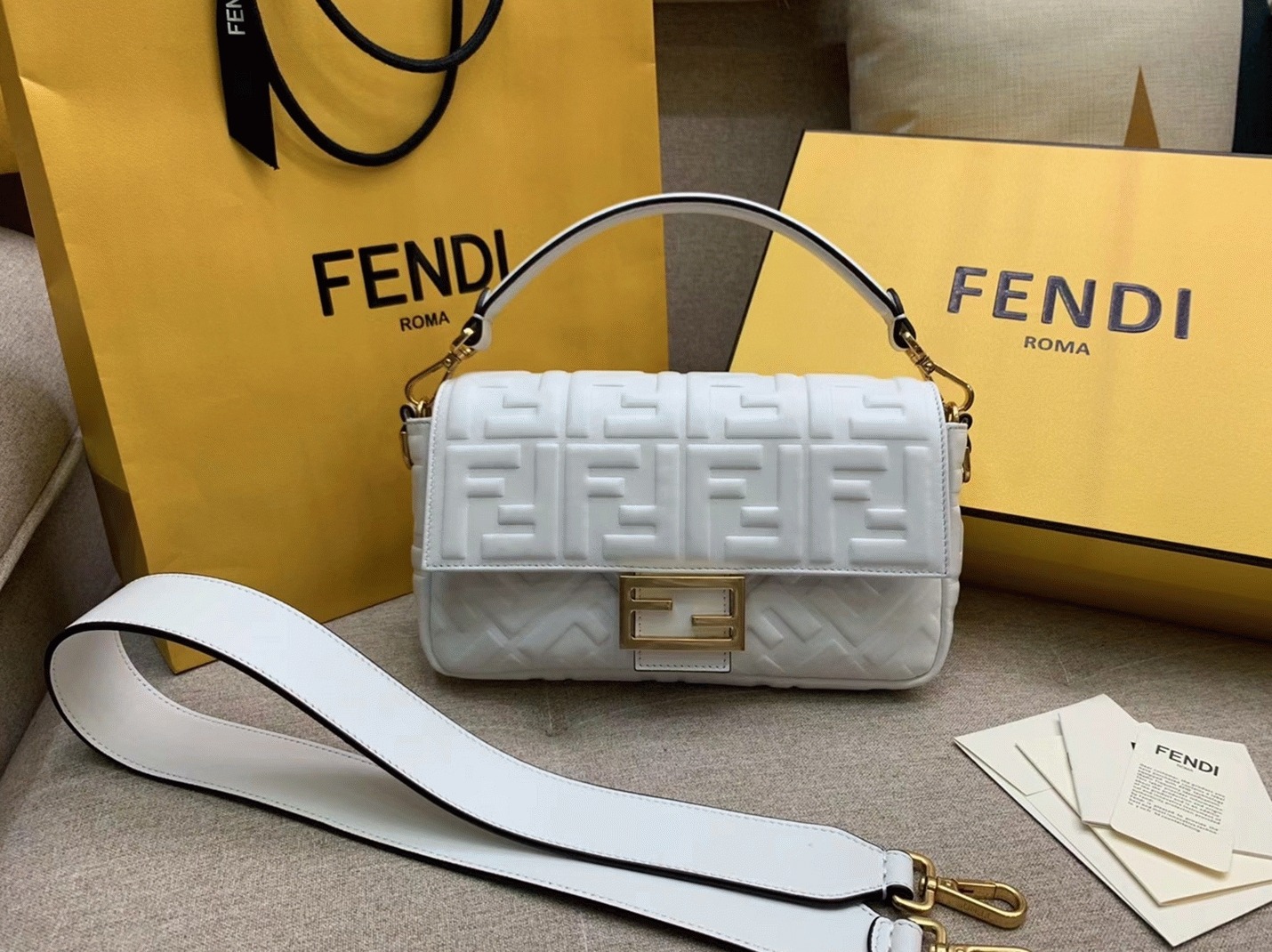 Top Quality Knockoff Fendi Medium Baguette Bag In White FF