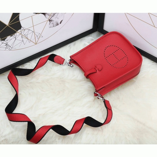 Red Evelyne II TPM Messenger Bag Replica Hermes Compact Purse