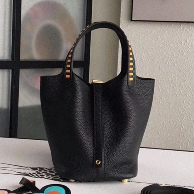 Black 1:1 fake Hermes Picotin Lock 18cm handbag with braided handles