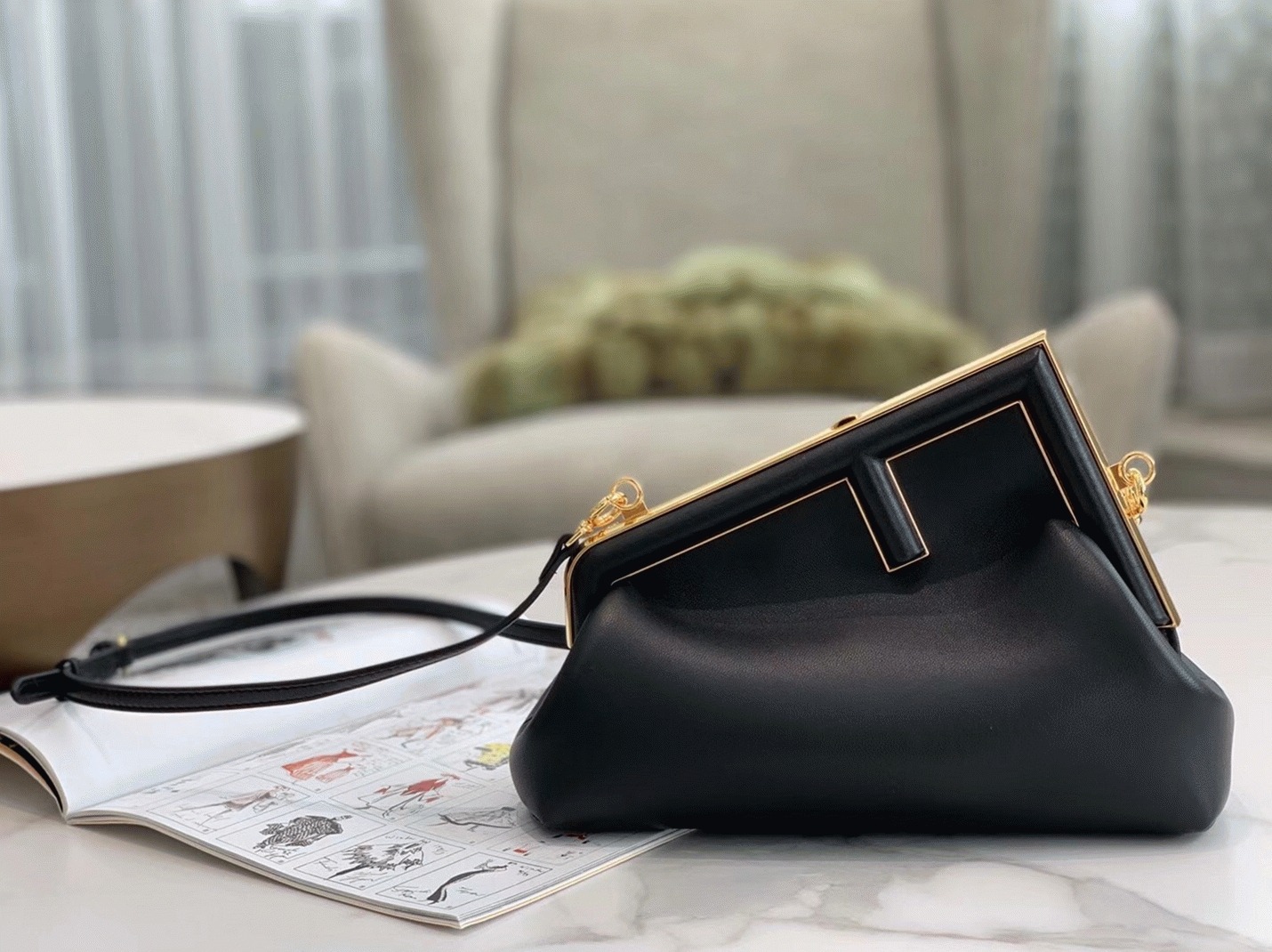 Top Quality Knockoff Fendi First Small Bag In Black
