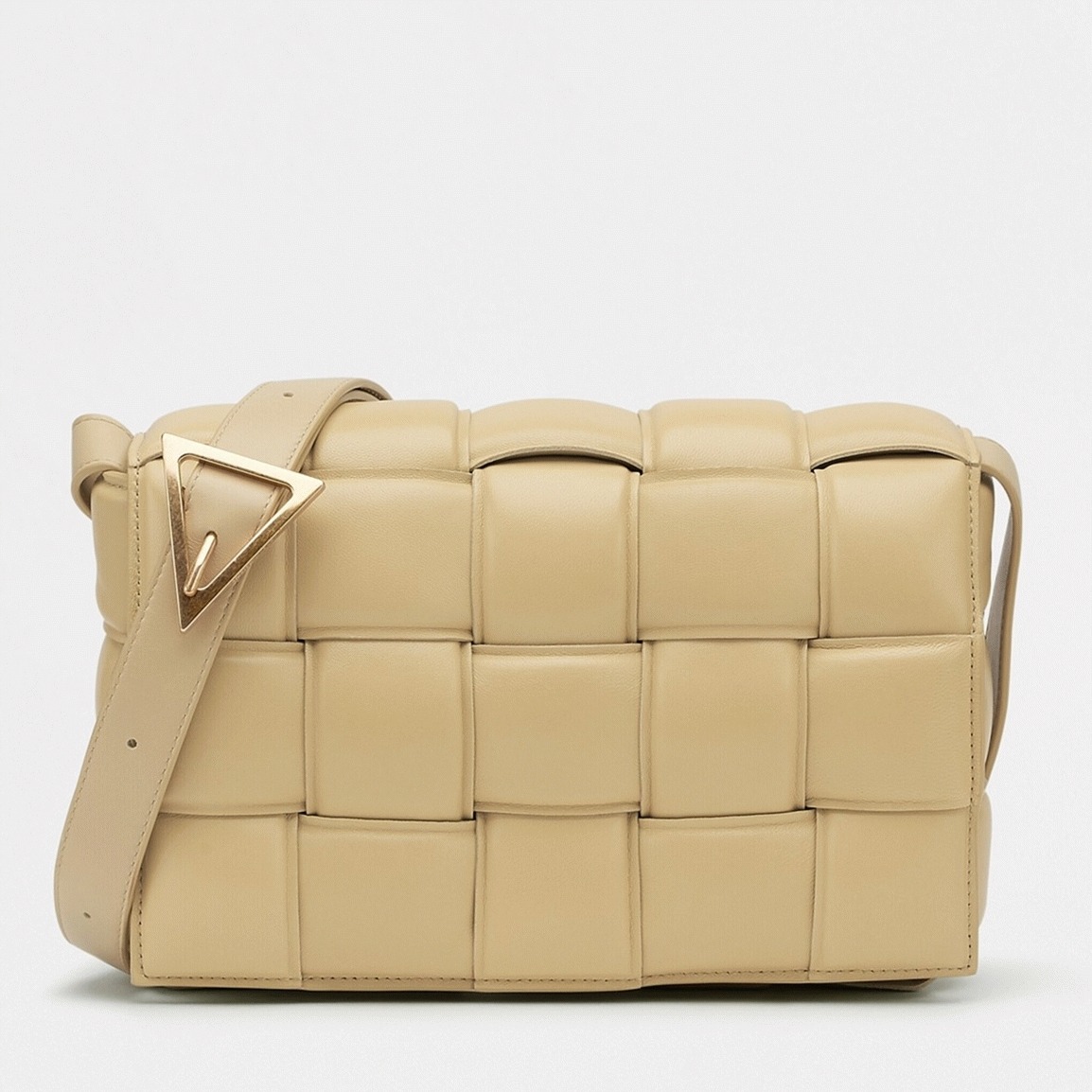 Top Quality Knockoff Bottega Veneta Padded Cassette Bag In Porridge