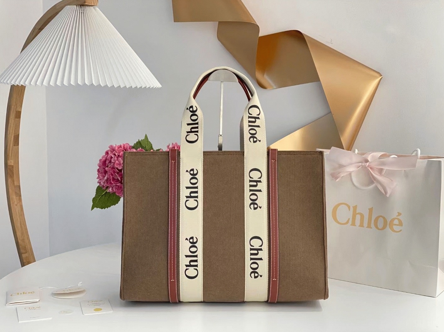 Top Quality Replica Chloe Large Woody Tote Bag In Brown Felt