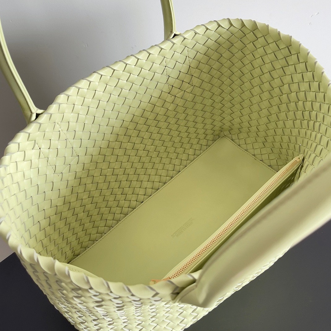 Top Quality Knockoff Bottega Veneta Cabat Medium Bag In Lemon Intrecciato Lambskin