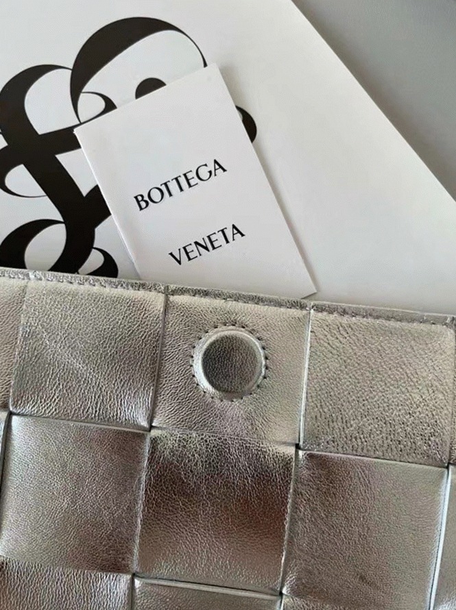 Top Quality Knockoff Bottega Veneta Cassette Bag In Silver