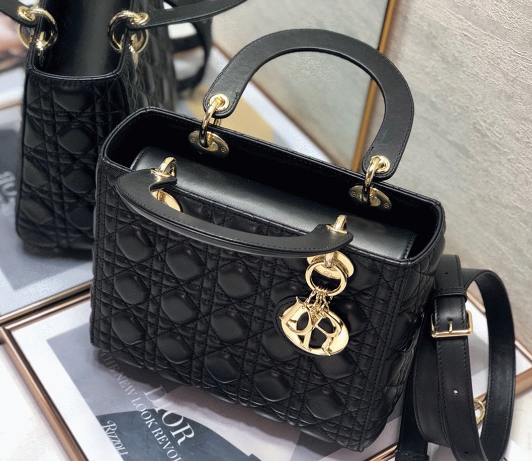 Dior Lady Dior Medium Bag Fake in Black Cannage Lambskin