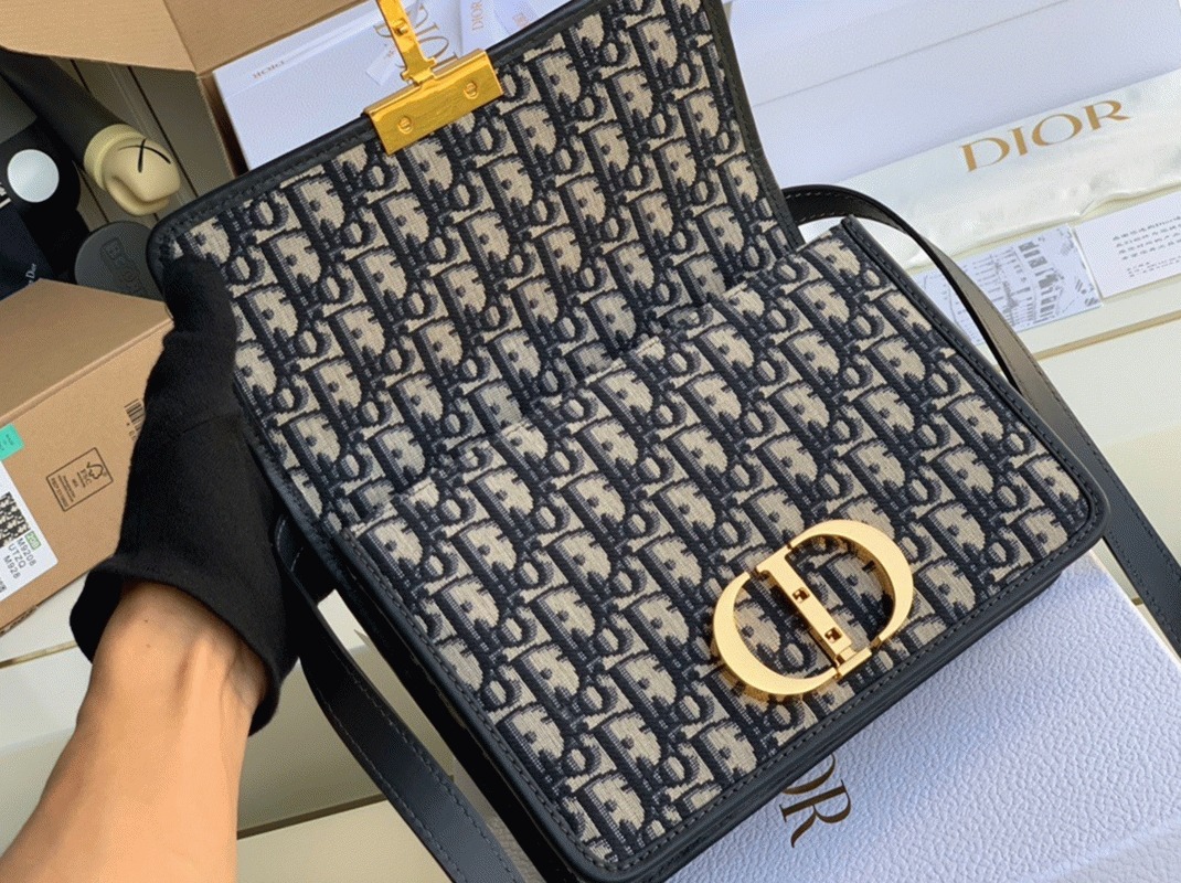 Dior 30 Montaigne Medium Bag Replica in Blue Dior Oblique Jacquard