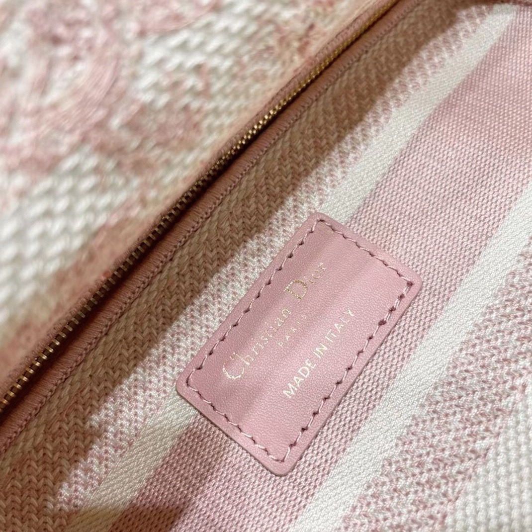 Dior Lady D-Lite Medium Bag Replica in Pink Toile de Jouy Embroidery