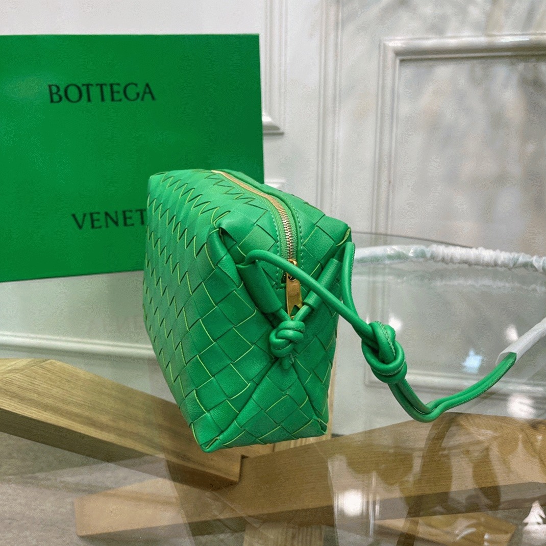 Replica Bottega Veneta Loop Small Bag Green