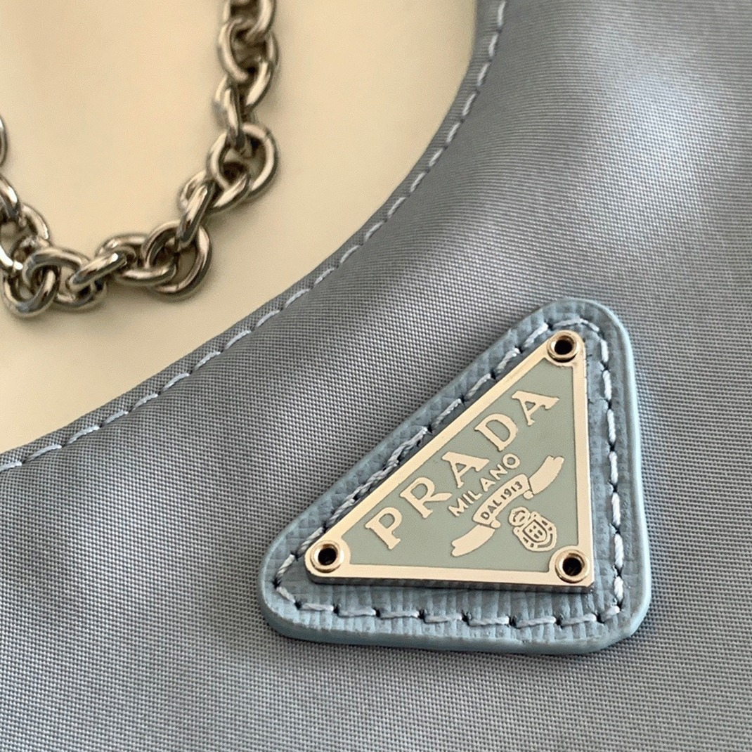 Prada Re-Edition Shoulder Bag Replica in Blue