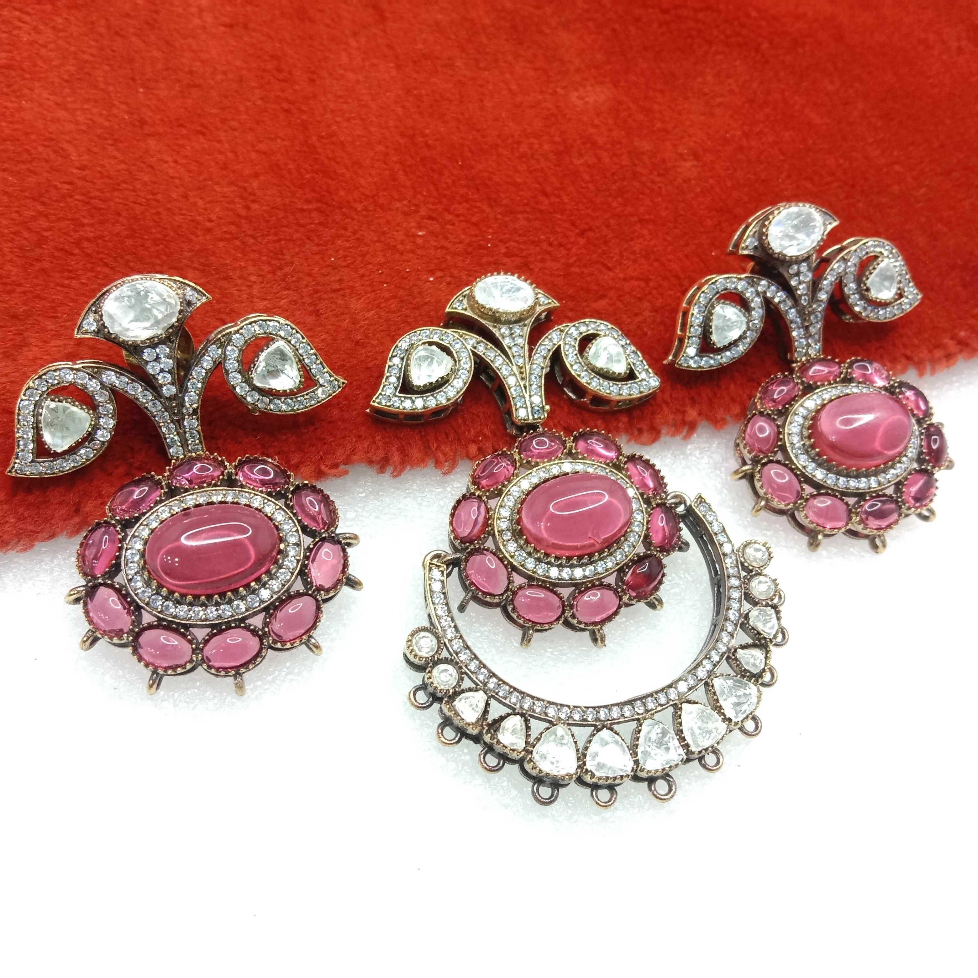 Dark pink (1set) high quality Victorian pendant set (3 inches approx)