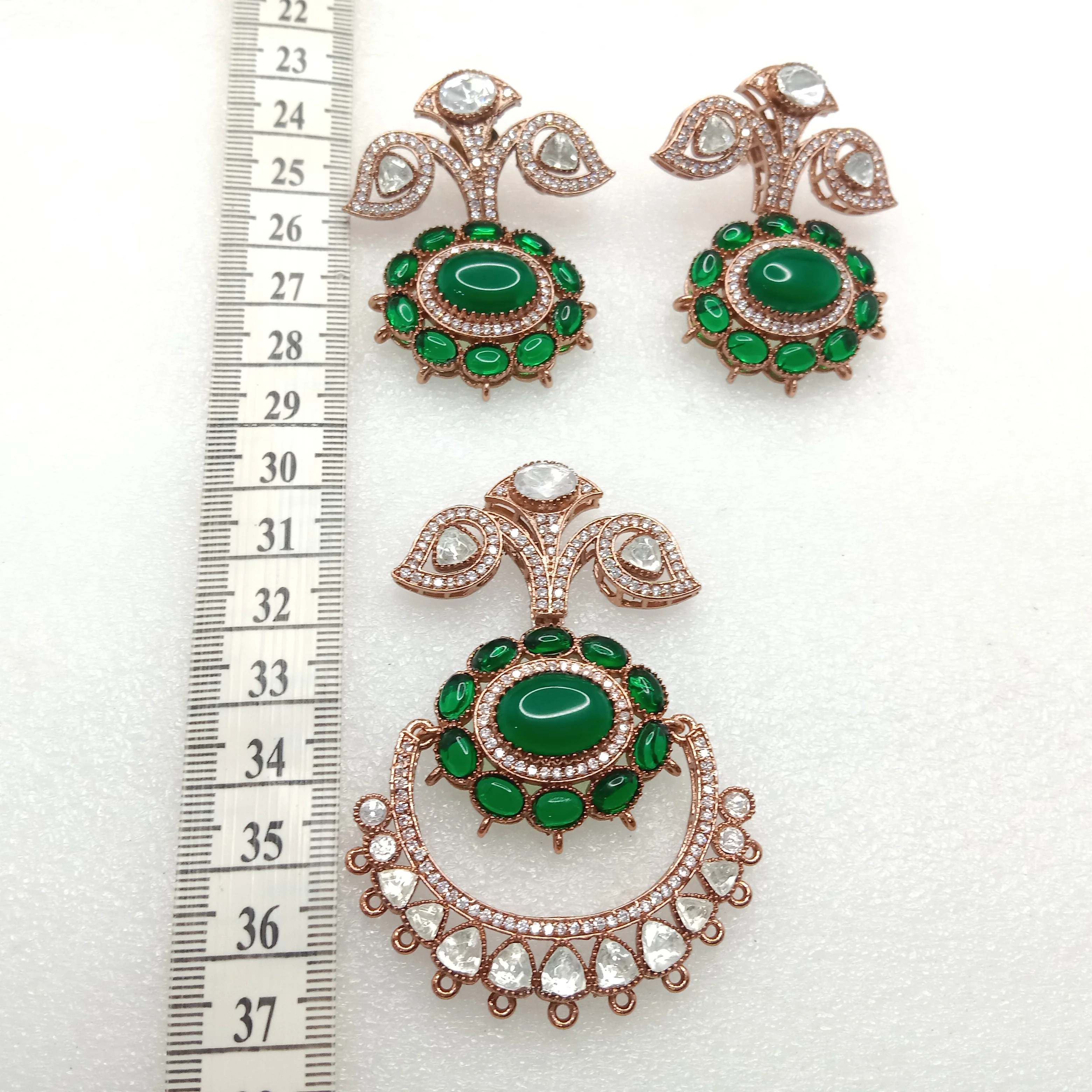 Dark green (1set) high quality rose gold pendant set (3 inches approx)