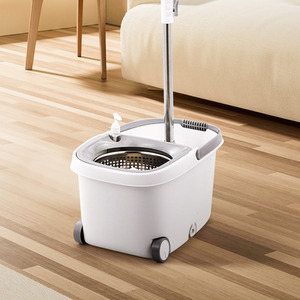 Livingandhome Spin Mop Bucket Set with 2 Extra Heads - Grey & White by Livingandhome