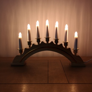 Christmas Candlebridge with 7 Bulbs - Neutral candlebridge by Samuel Alexander