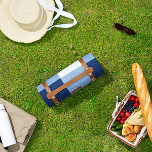 Picnic Blanket with Faux Leather Carry Handle - Navy / 180cm by VonShef