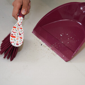 Autumn Pumpkin Dustpan and Brush Set - Brown