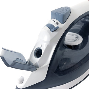 Igenix Lite 1600W Steam Iron - Blue by Igenix