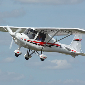 60 Minute Extended Flying Lesson Gift Experience - White by Buyagift