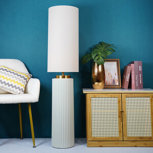 XL Clara Lamp - Beige